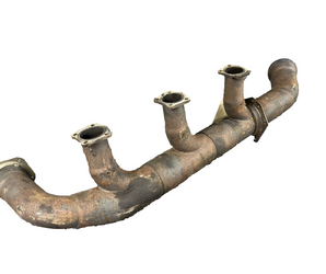 K5155156–204 CESSNA 421 A/B  LH Exhaust Outboard Riser