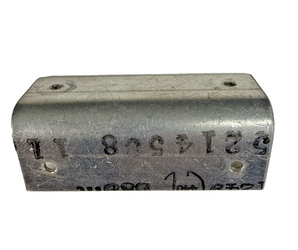 5214538-11 Cessna Angle NEW 5814515-2