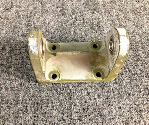 Beechcraft Beech Baron C-55 Hinge Assembly 95-610012-15