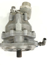 Load image into Gallery viewer, Vickers Hydraulic Pump 204-076-006 Model PVB-041-2 Helicopter
