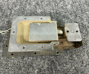 Cessna 172M Right Hand Cabin Door Handle