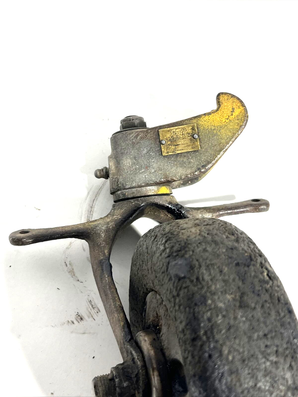 Scott Tailwheel. 324B Now Model 2000 Airplane Parts and Service