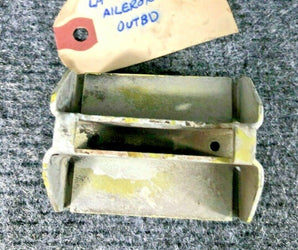 45-135035-32 Beech 58 Hinge Assy Aileron Outboard