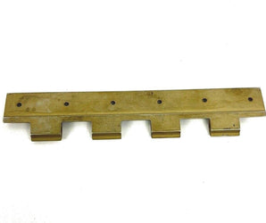 1241159-1 CESSNA HINGE HALF