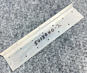5013040-2 Cessna Angle