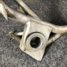 Load image into Gallery viewer, Beechcraft Beech 95-C55 Cont IO-520-C Mount Assy Engine 96-910010-57

