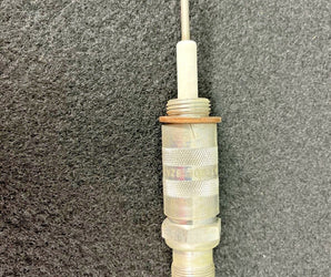 Piper 757-444   39d18 Janitrol 82a15 Heater Spark Plug