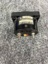 Load image into Gallery viewer, 202A-1A Alcor Inc Exhaust Gas Temperature Indicator

