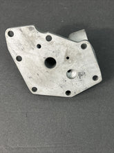 Load image into Gallery viewer, TCM / Continental 625886 OIL PUMP COVER / TACH DRIVE
