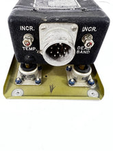 Load image into Gallery viewer, Beechcraft Temperature Control Box CYLZ6631-1 Barber-Colman with Shock Mounts
