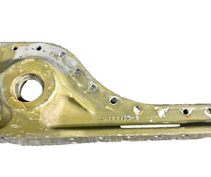 Cessna 082270-17  Main Gear Trunnion Support LH