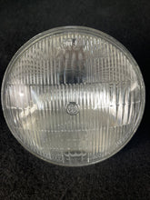 Load image into Gallery viewer, GE 4551 Aircraft Lamp Par46 250 W
