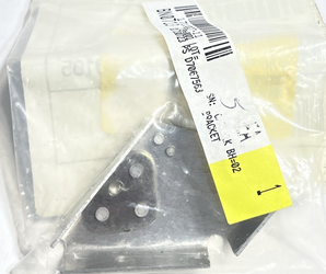 1711027-11 CESSNA BRACKET ASSEMBLY With 8130