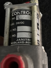 Load image into Gallery viewer, Janitrol 80C47 Control Assembly
