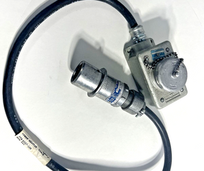 KILLARK KP-303D23 30A PLUG and Crouse Hinds DS222 with 3 foot Cable
