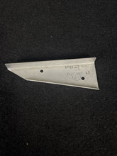 Load image into Gallery viewer, Cessna 5027000-43 Bracket
